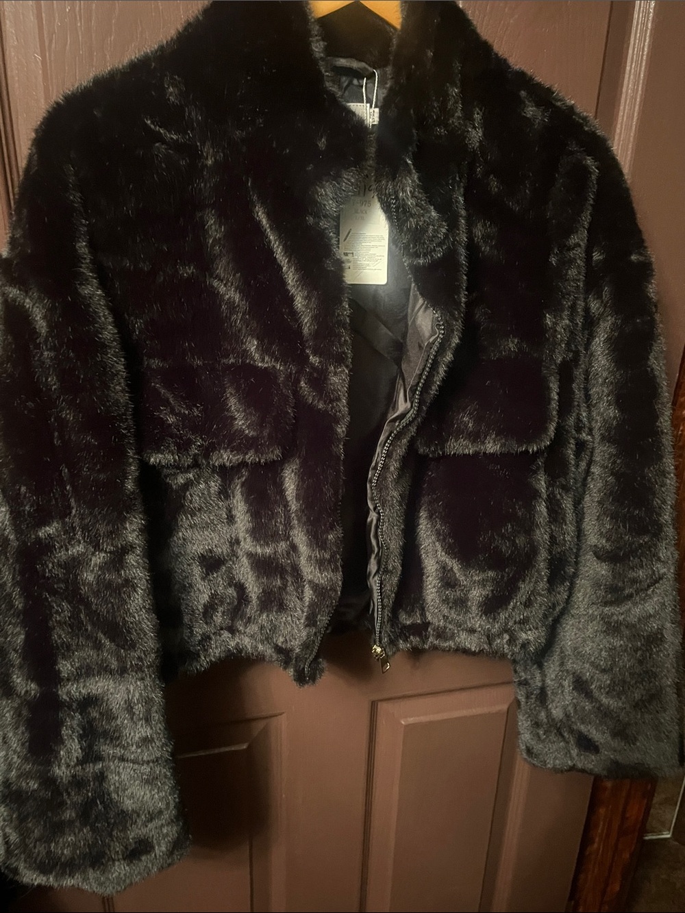 Diva luxury Hi end luxury Azazie Black Faux Fur Cropped bomber Jacket